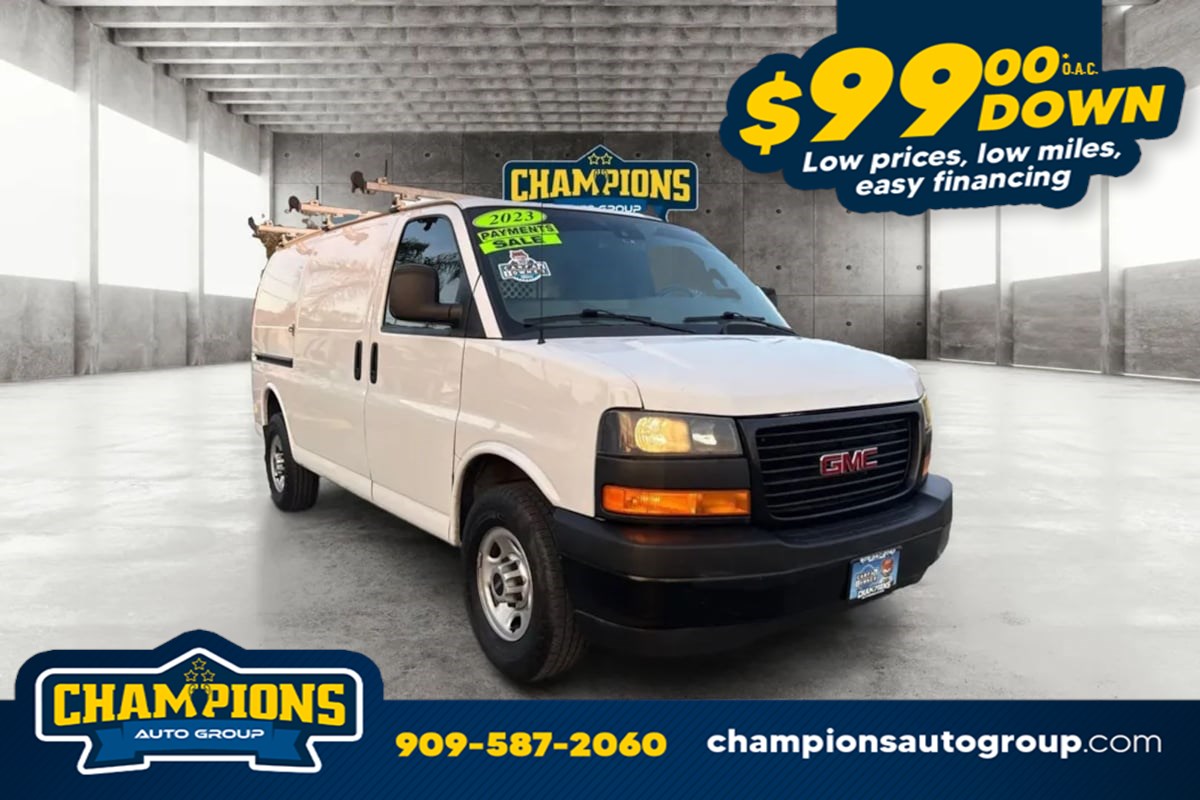 2023 GMC Savana Cargo Work Van's photo
