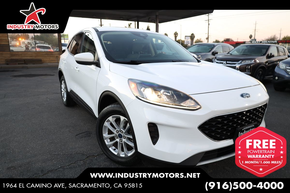 2020 Ford Escape SE's photo