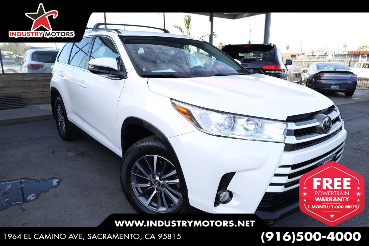2019 Toyota Highlander XLE's photo