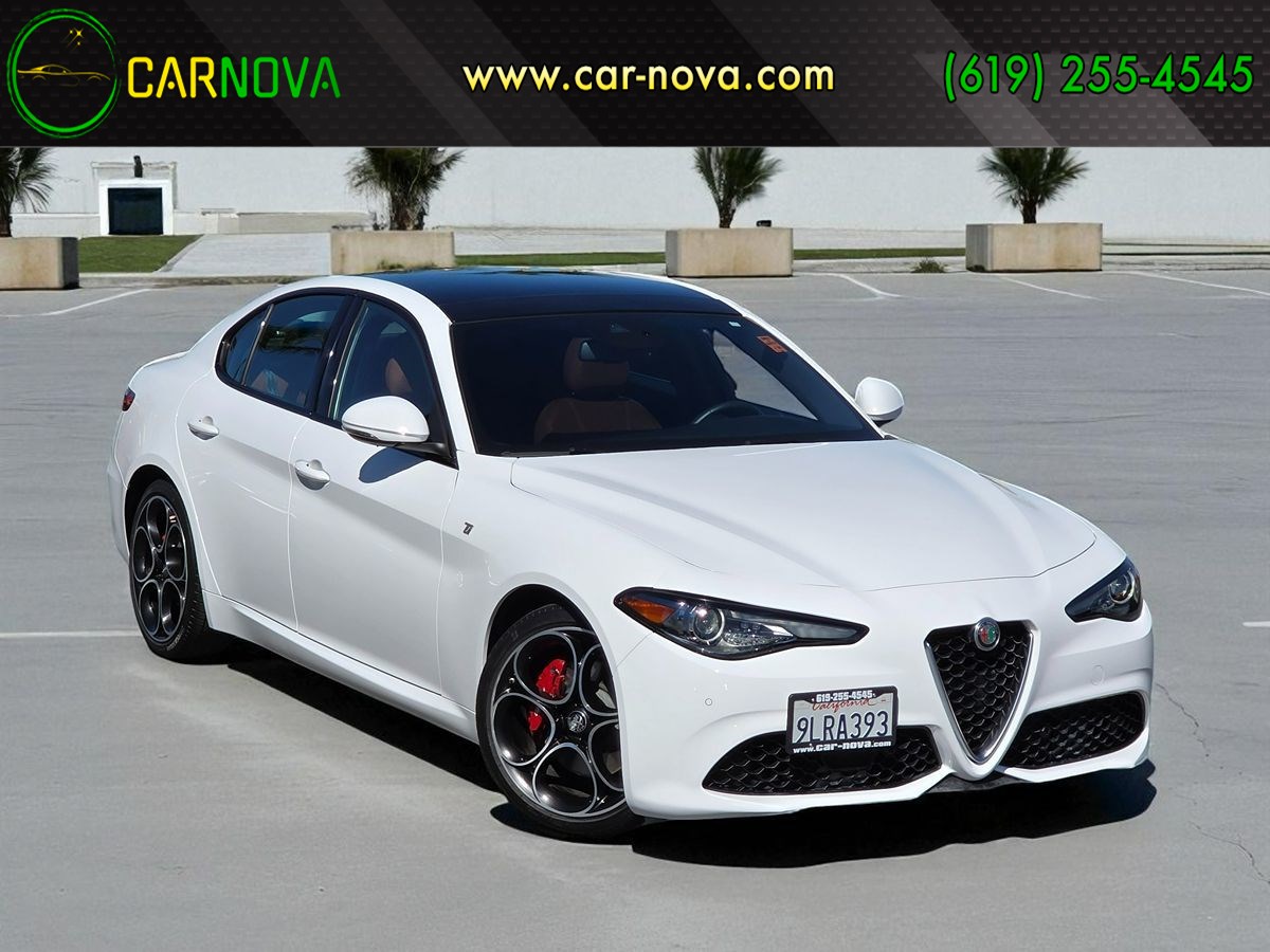 2022 Alfa Romeo Giulia Ti's photo