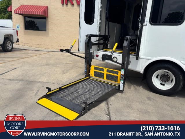 2018 Ford E-Series Cutaway