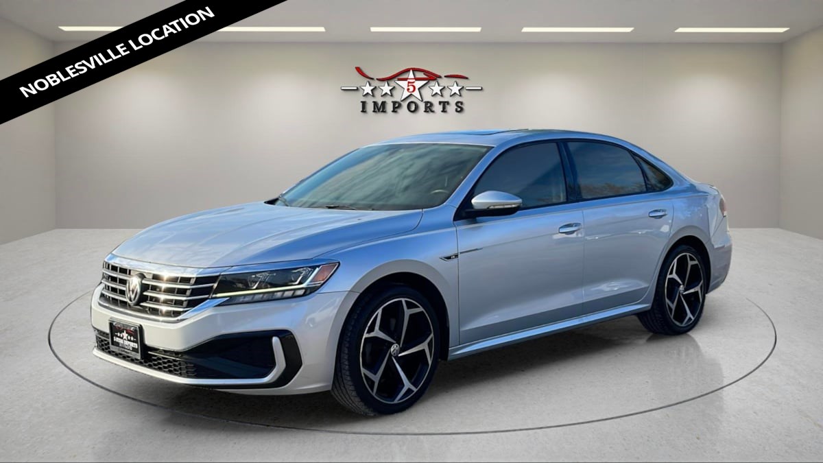 2020 Volkswagen Passat R-Line's photo