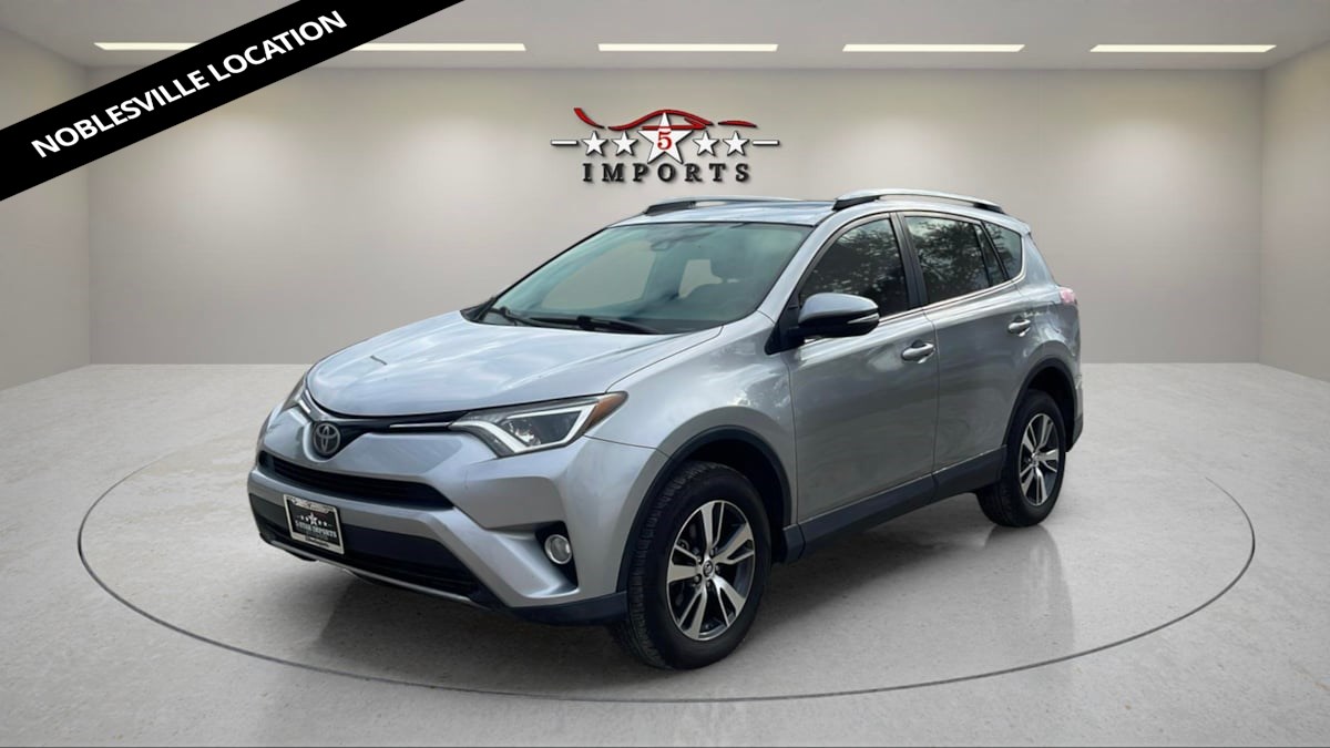 2017 Toyota RAV4 XLE's photo