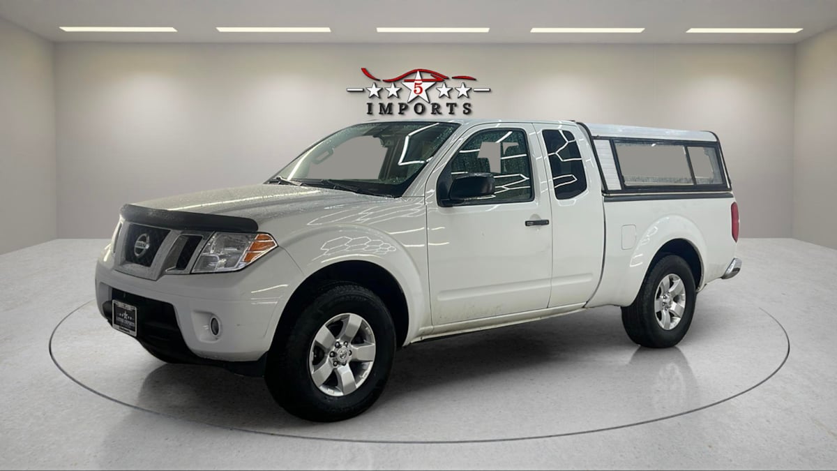 2013 Nissan Frontier SV's photo