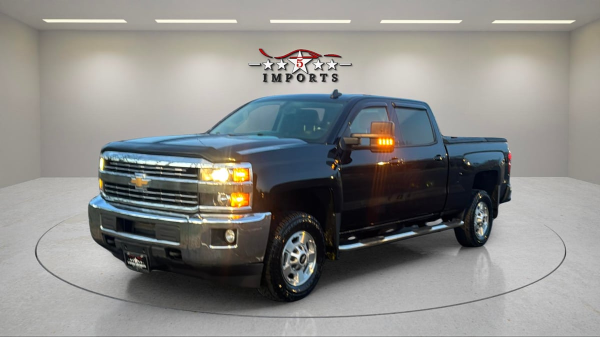 2018 Chevrolet Silverado HD LT's photo