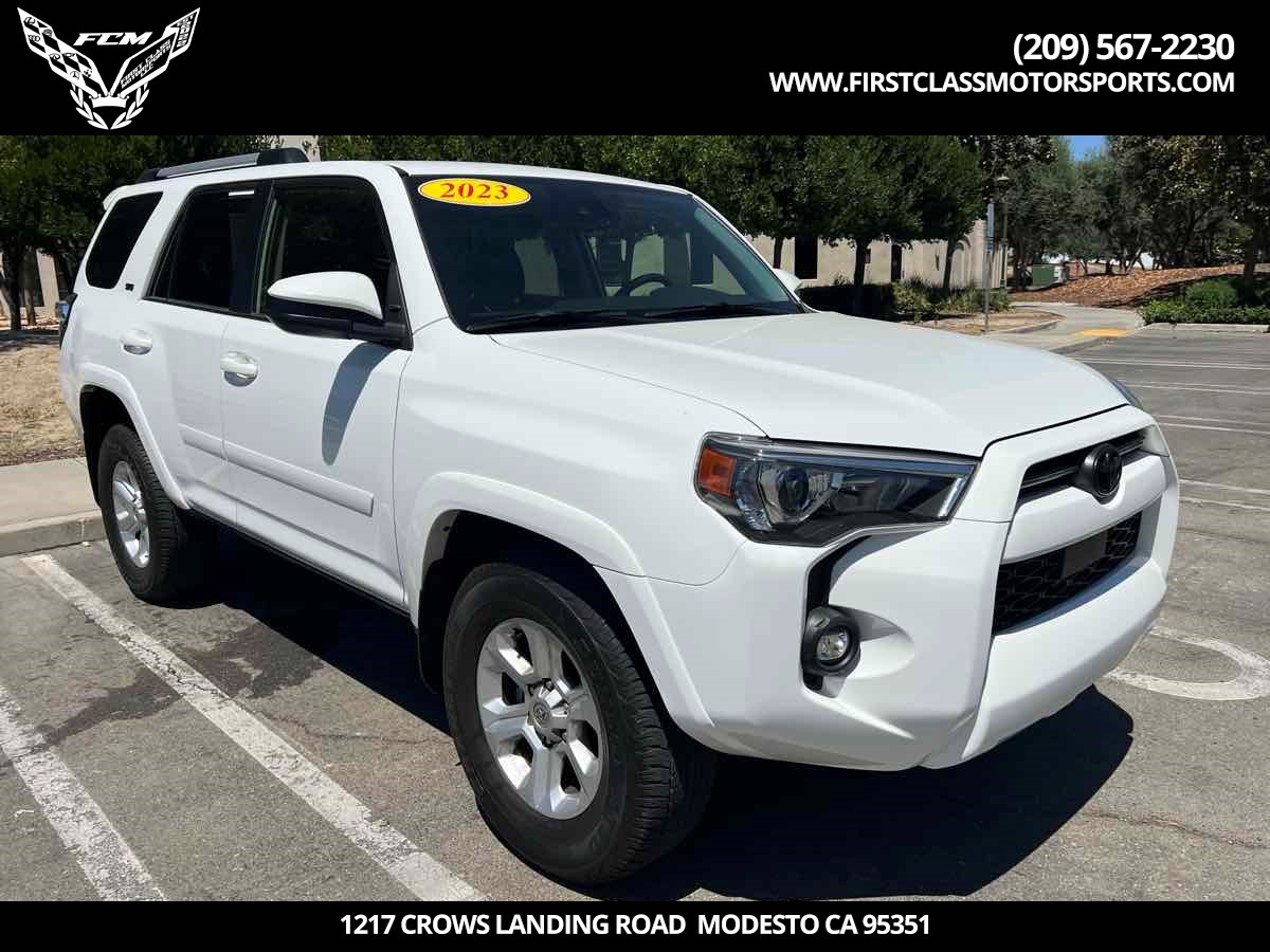2023 Toyota 4Runner SR5's photo