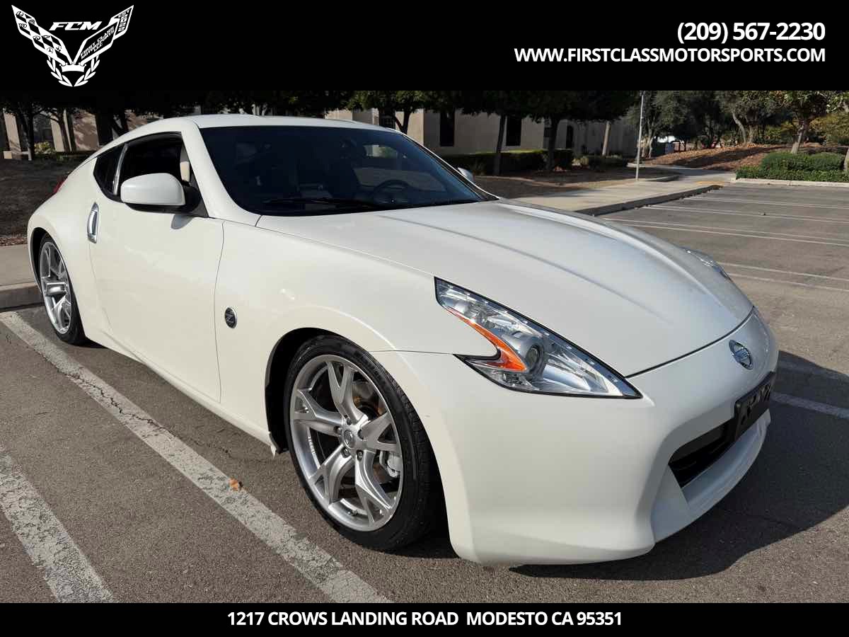 2010 Nissan 370Z Base