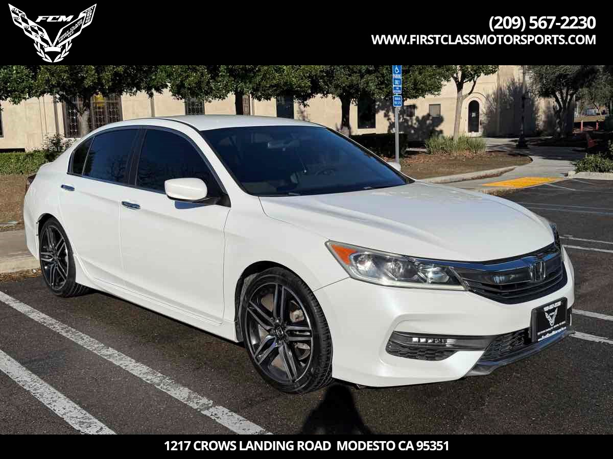 2017 Honda Accord Sport's photo