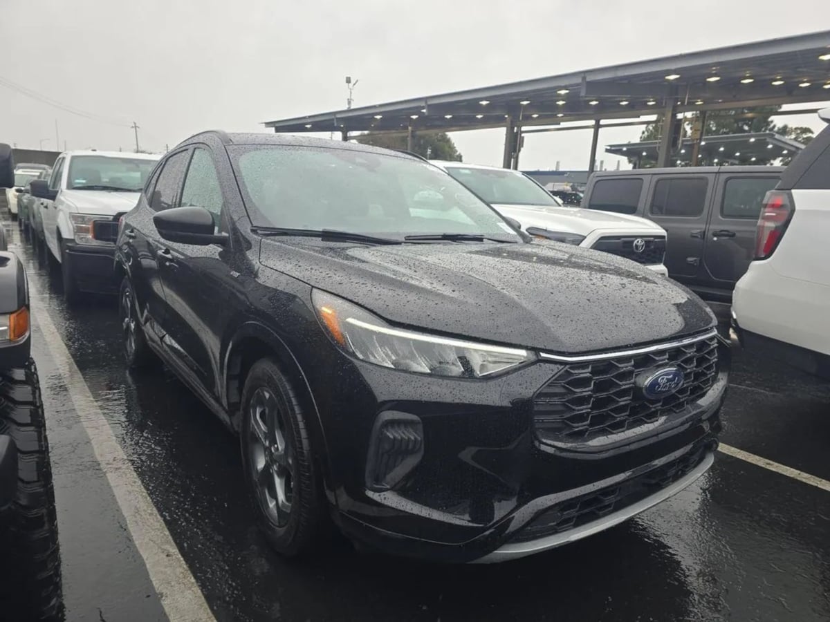 2023 Ford Escape ST-Line