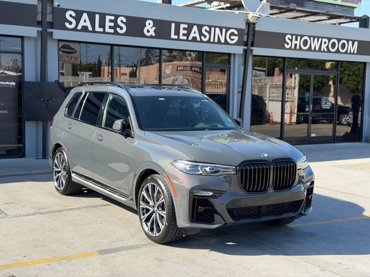 2021 BMW X7