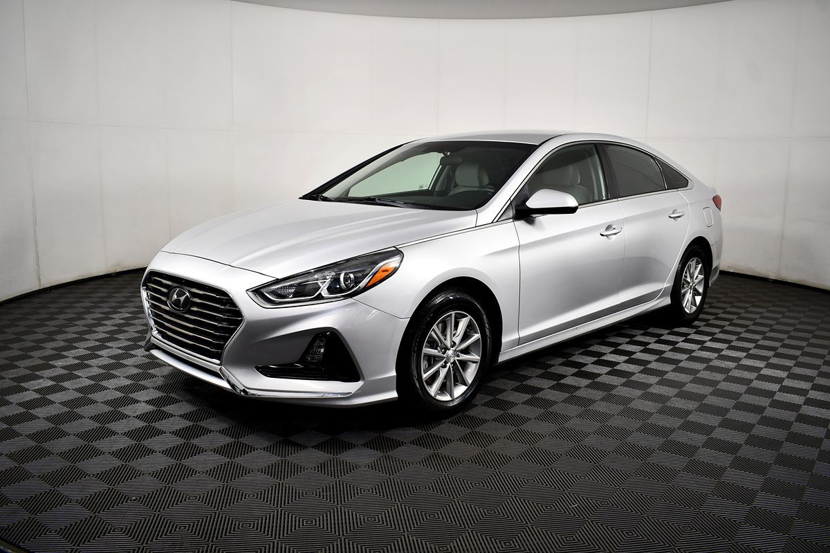 2019 Hyundai Sonata SE's photo