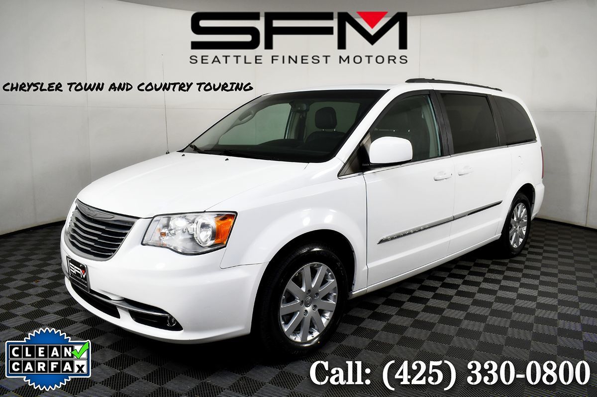 2015 Chrysler Town & Country Touring