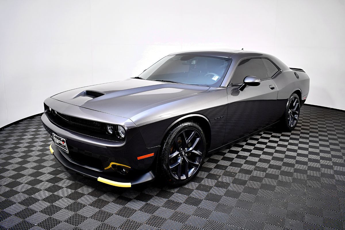 2022 Dodge Challenger R/T's photo