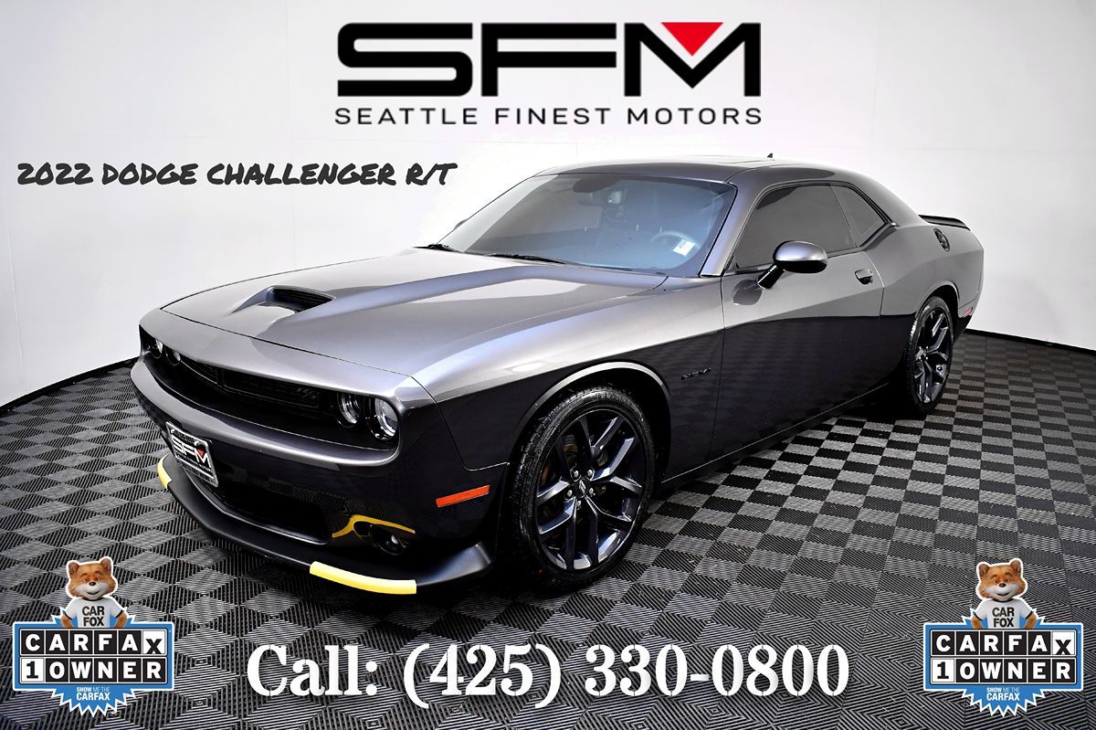 2022 Dodge Challenger R/T's photo