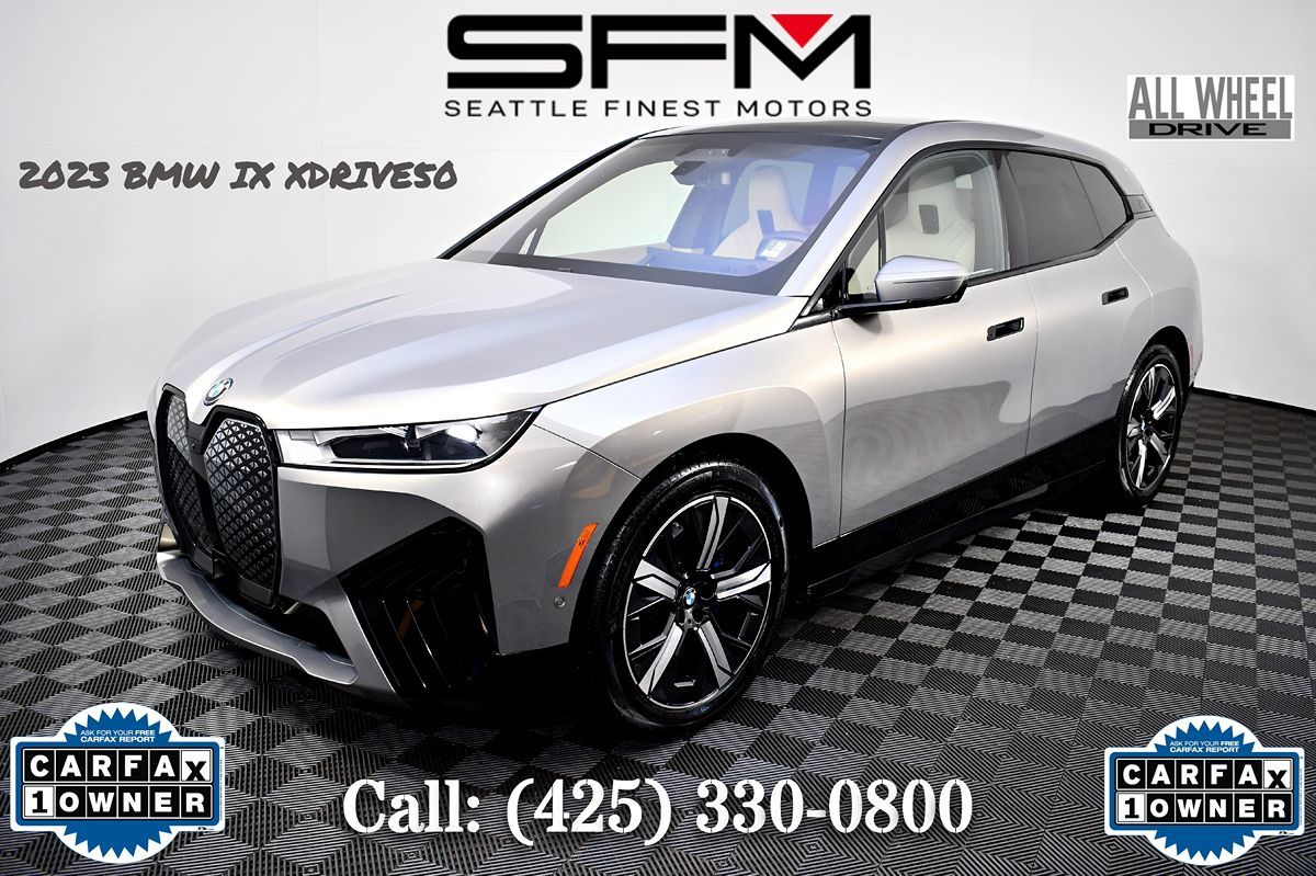 2023 BMW iX Base's photo