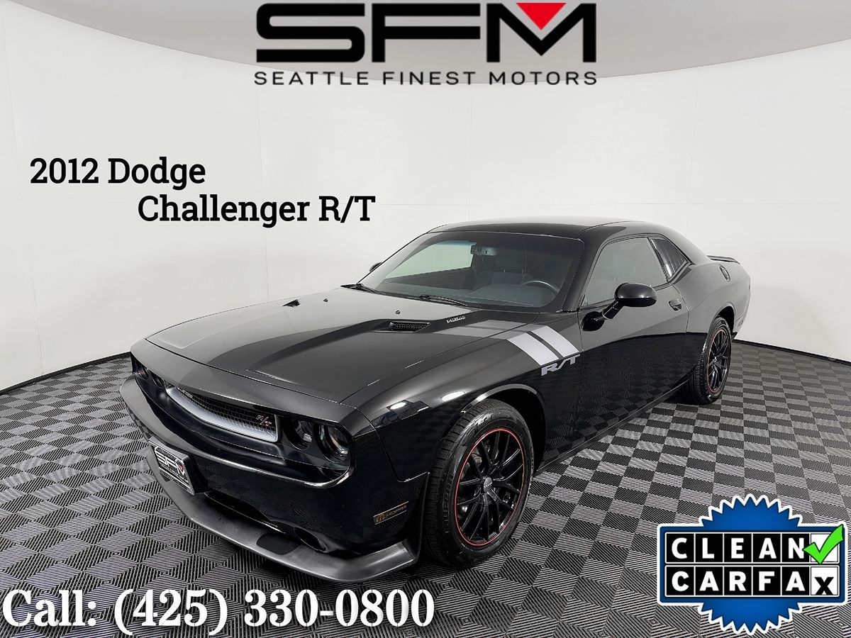 2012 Dodge Challenger R/T's photo