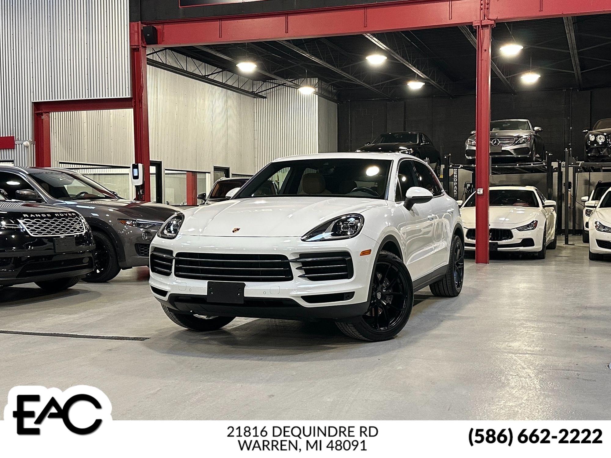 2019 Porsche Cayenne Base's photo