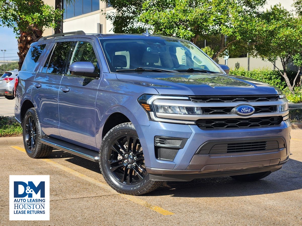 2023 Ford Expedition XLT's photo