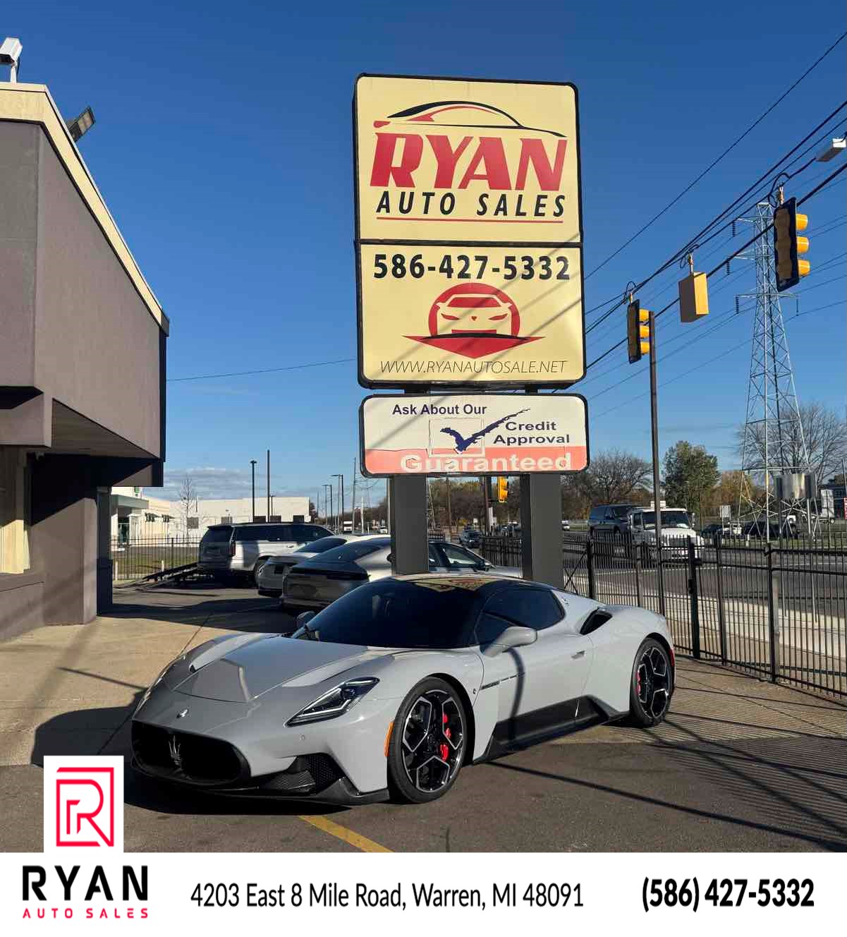 2023 Maserati MC20 Base's photo