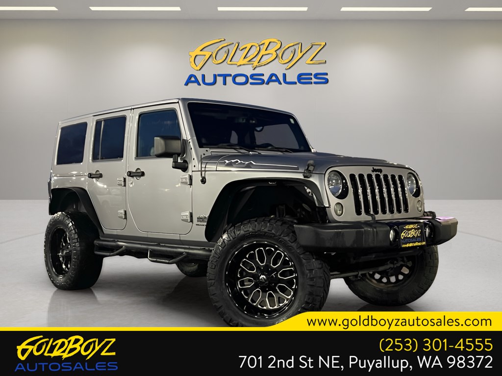 2014 Jeep Wrangler Unlimited Sahara's photo