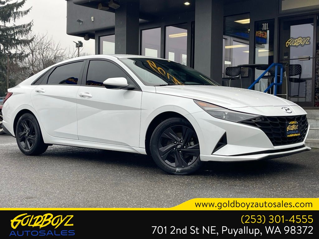 2021 Hyundai Elantra SEL's photo