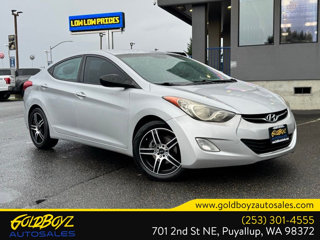 2012 Hyundai Elantra GLS's photo