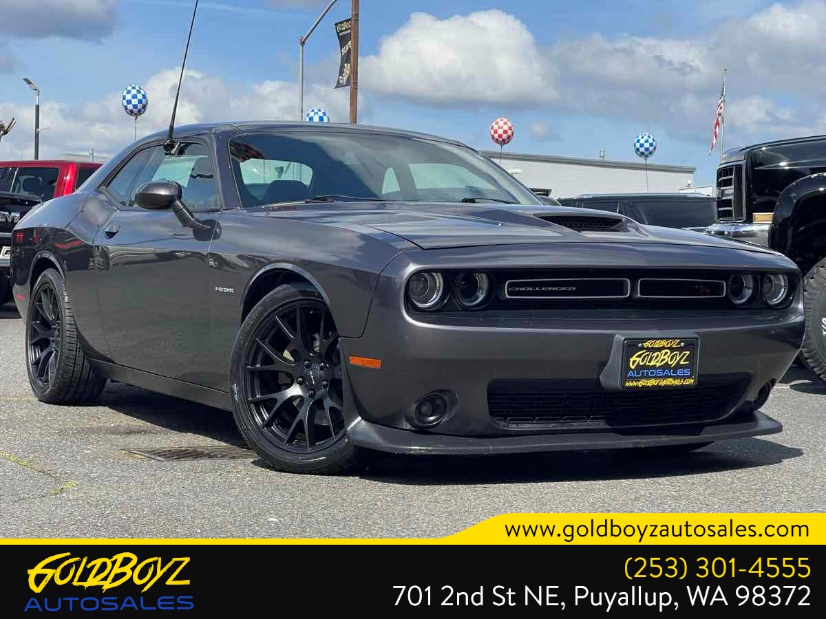 2021 Dodge Challenger R/T's photo
