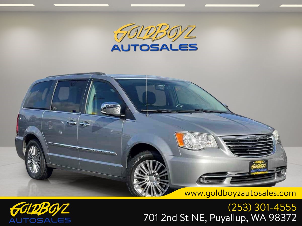 2013 Chrysler Town & Country Touring-L