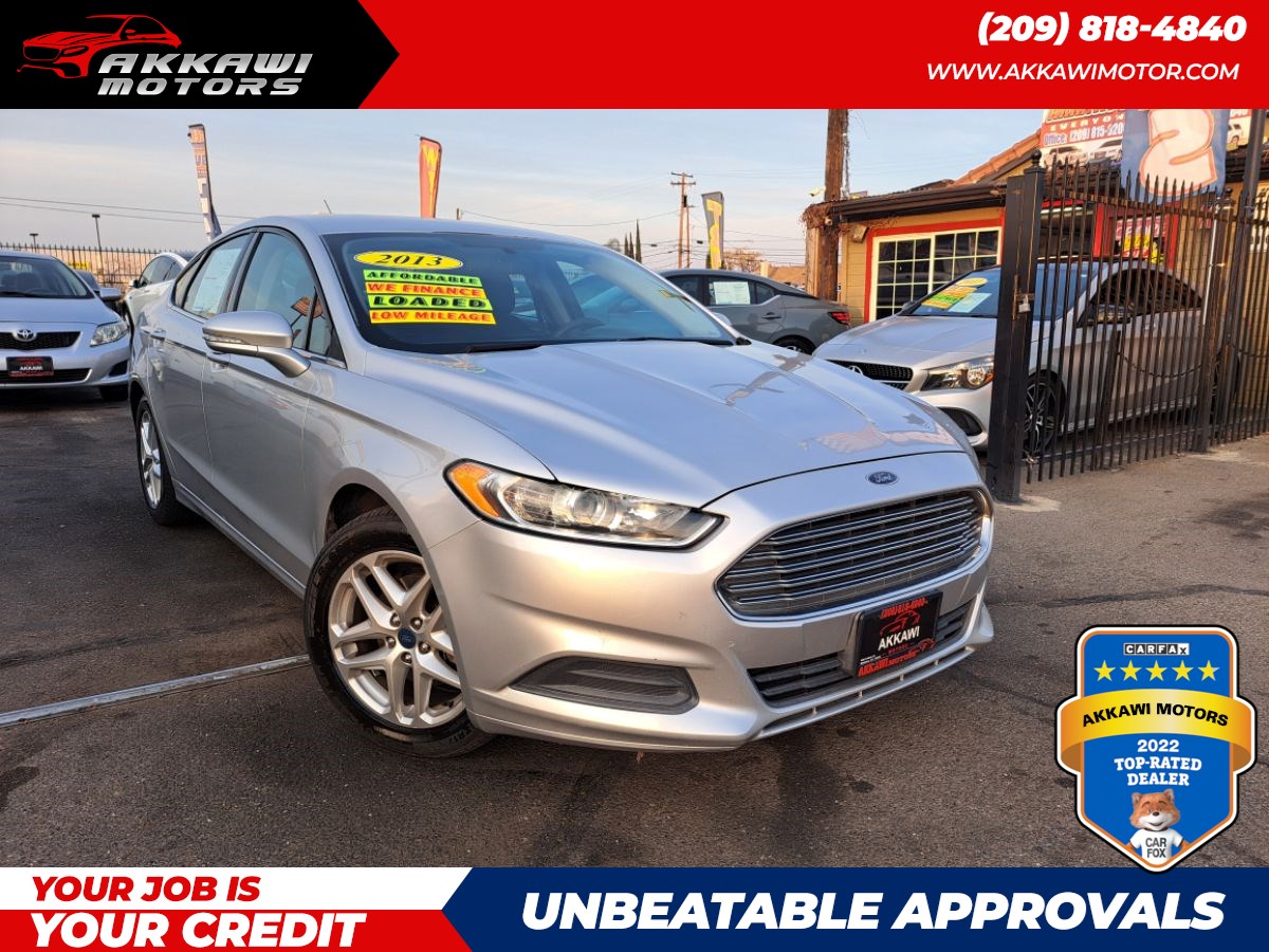 Ford Fusion's photo