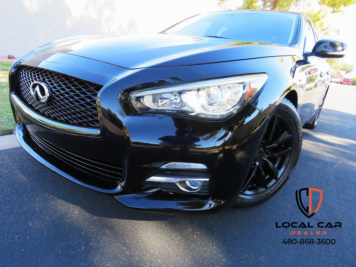 2017 INFINITI Q50