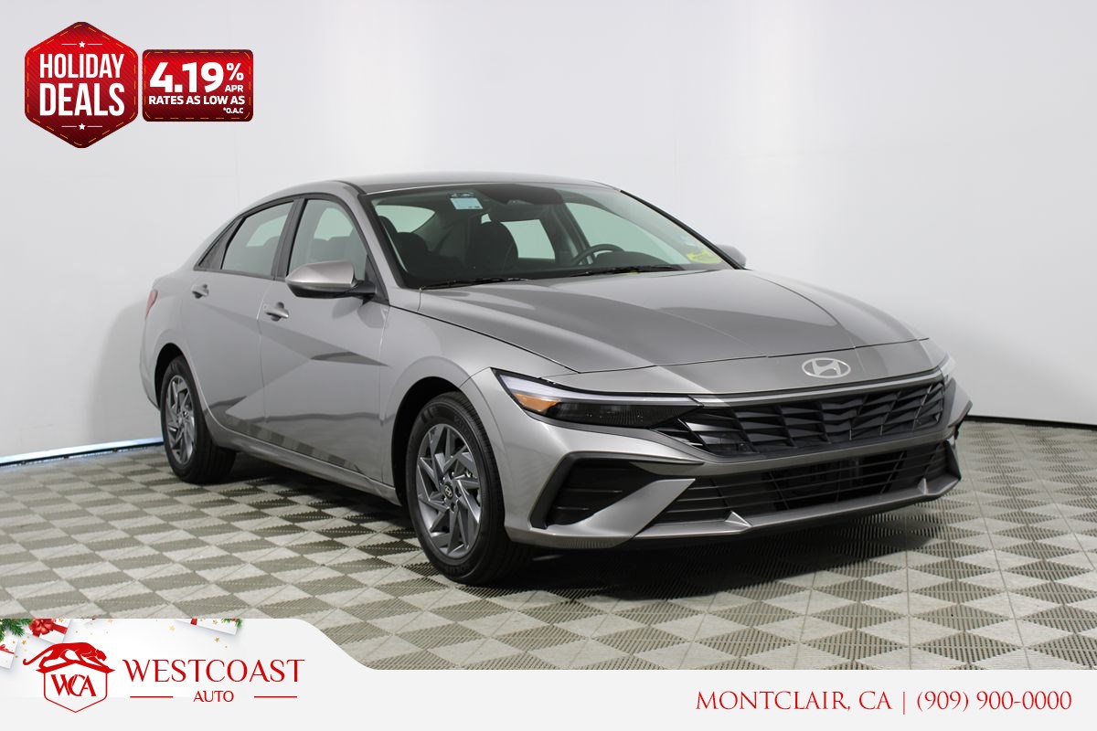 2025 Hyundai Elantra Blue's photo