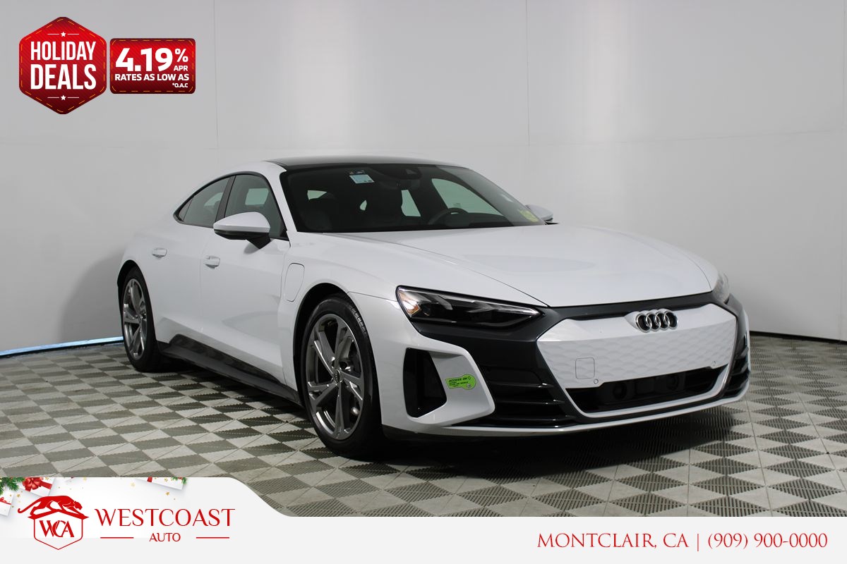 2023 Audi e-tron GT Premium Plus's photo