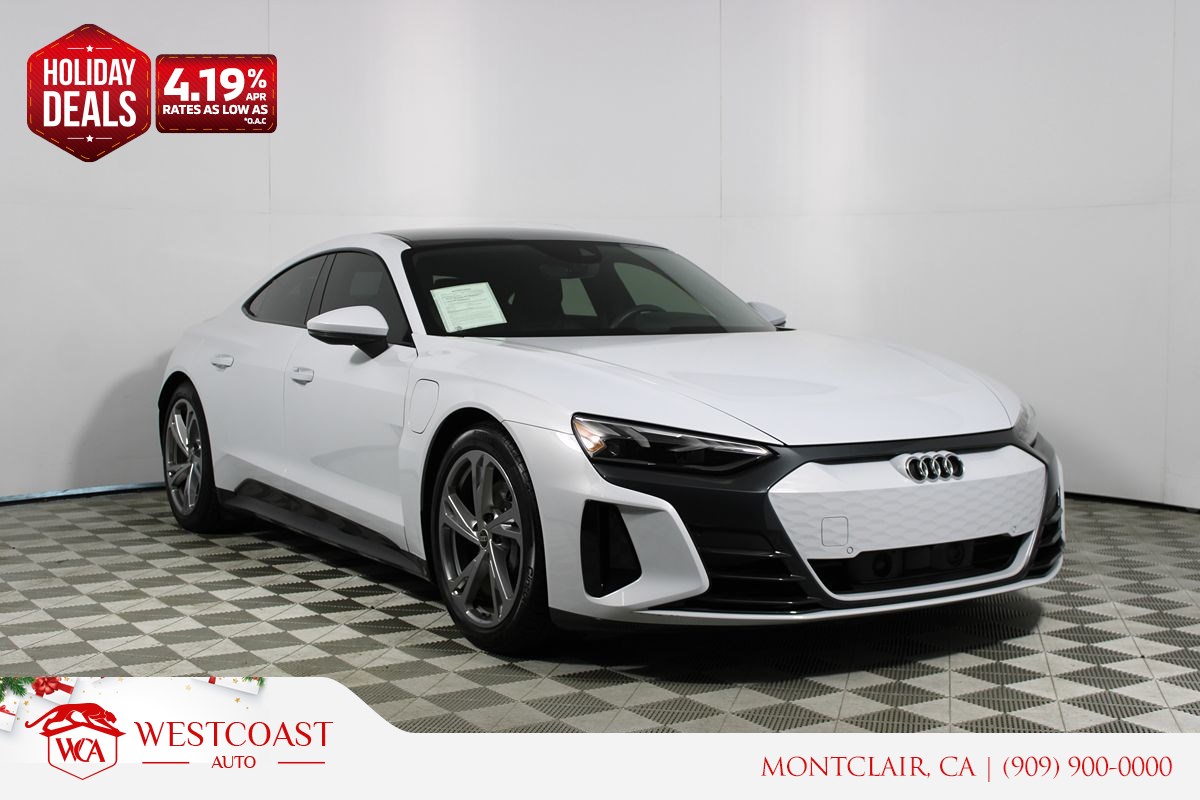 2023 Audi e-tron GT Premium Plus's photo