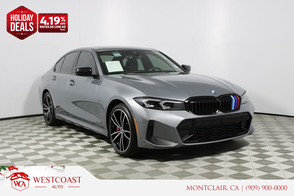 2023 BMW 3 Series 330e's photo