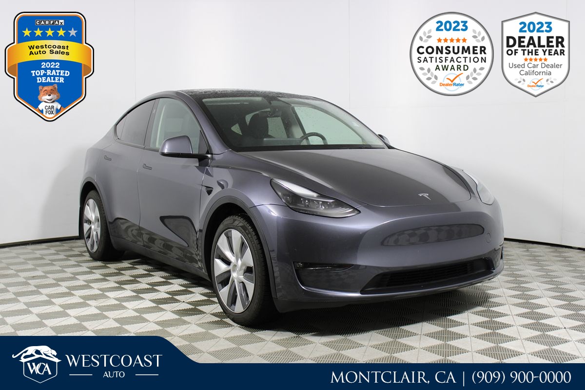 2023 Tesla Model Y Long Range's photo