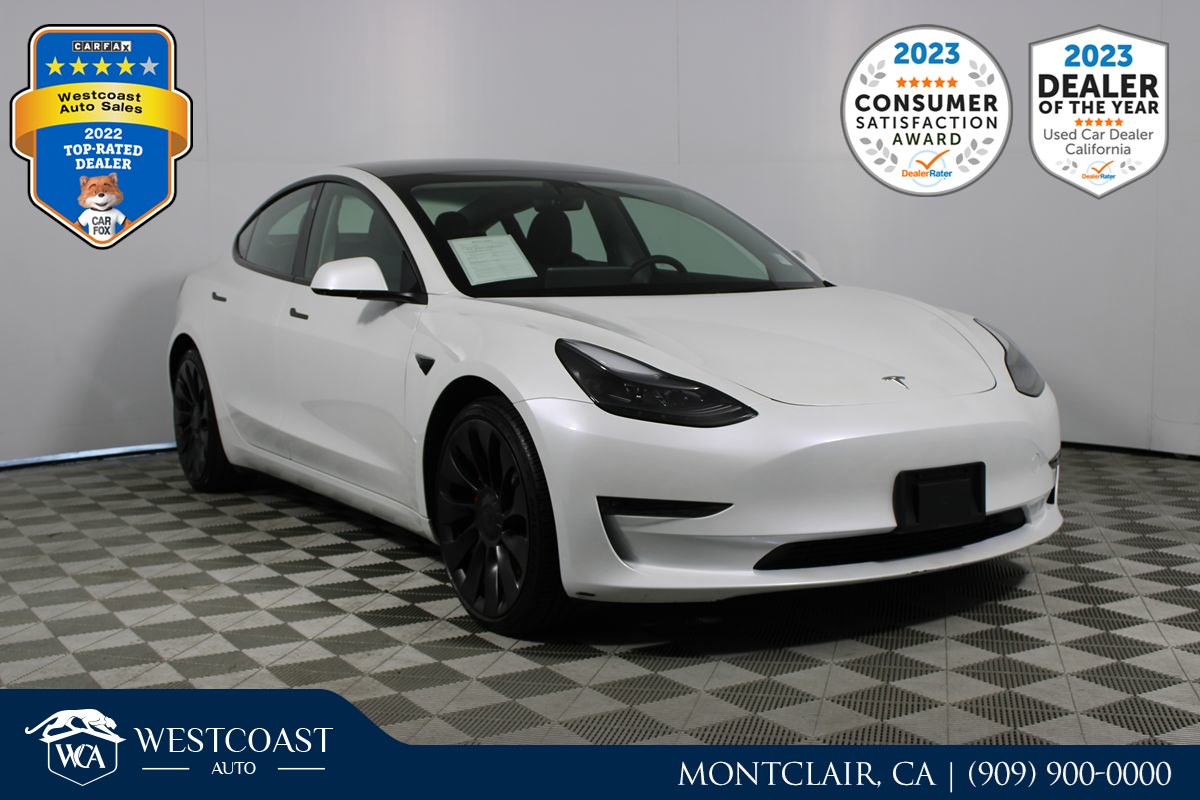 2023 Tesla Model 3 Performance's photo