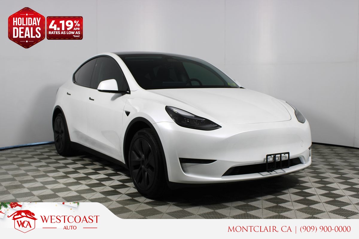 2024 Tesla Model Y Long Range's photo