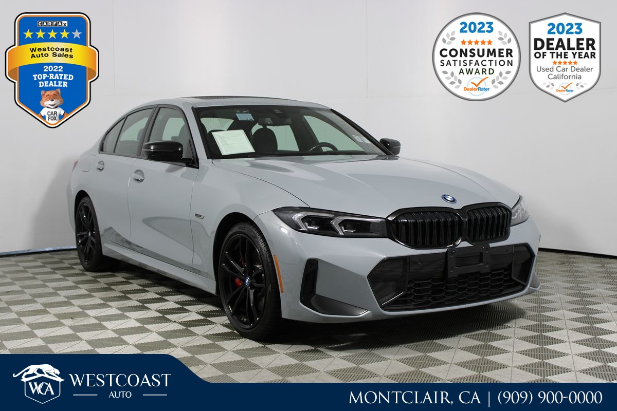 2023 BMW 3 Series 330e's photo