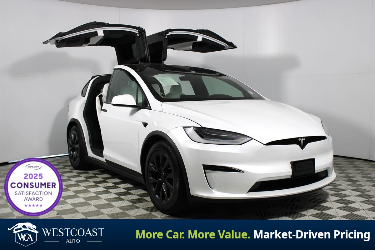 2022 Tesla Model X Plaid's photo