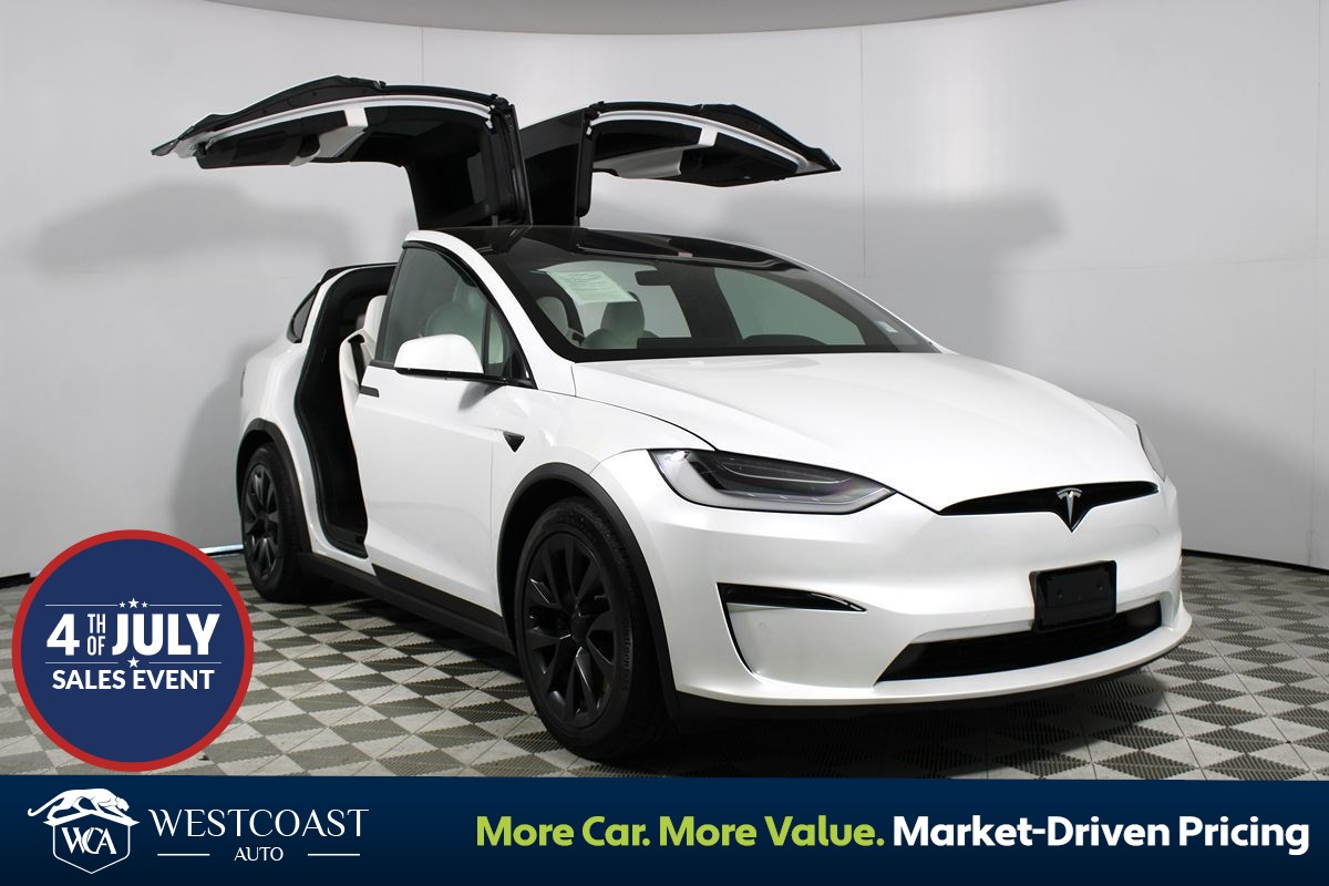2022 Tesla Model X Plaid's photo