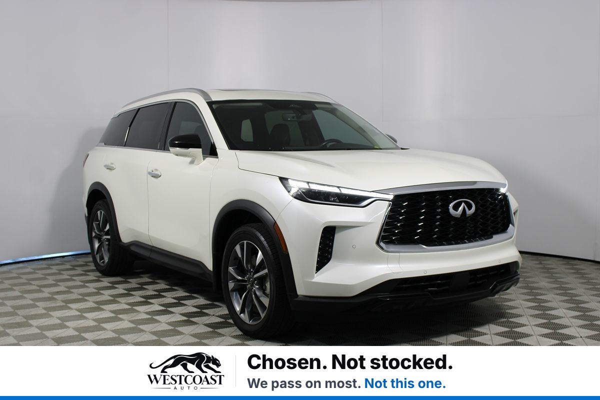2023 INFINITI QX60 LUXE