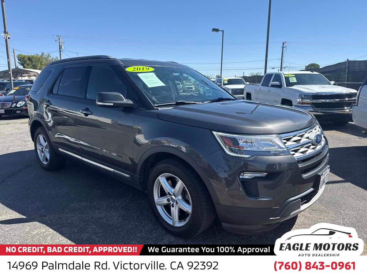 2019 Ford Explorer XLT's photo