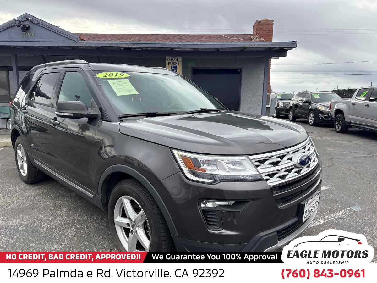 2019 Ford Explorer XLT's photo