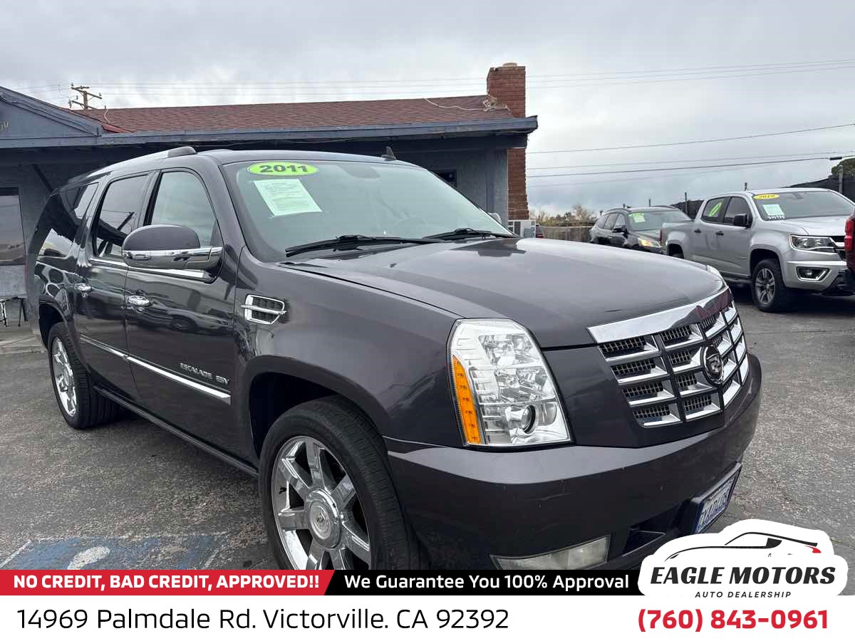 2011 Cadillac Escalade ESV Premium's photo