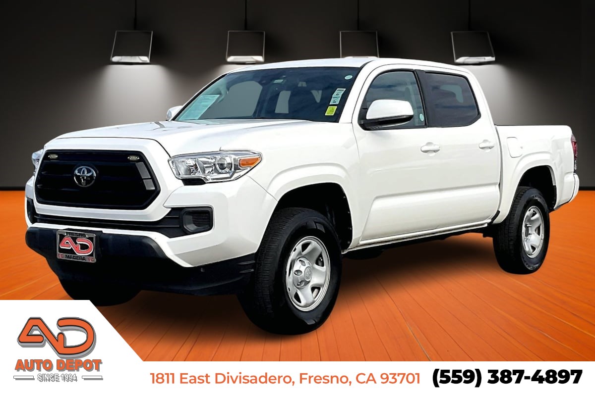2021 Toyota Tacoma SR's photo