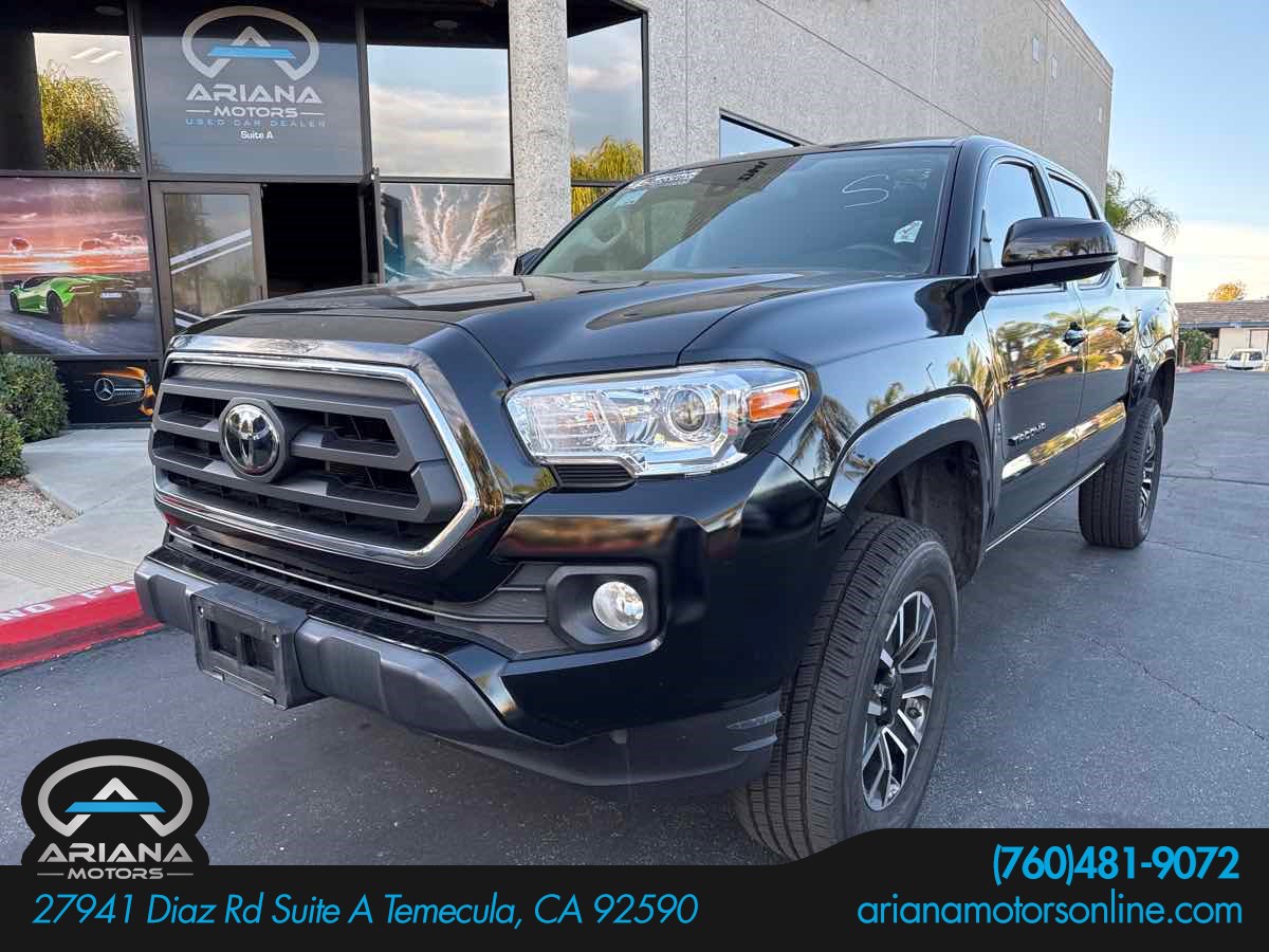 2021 Toyota Tacoma SR5's photo