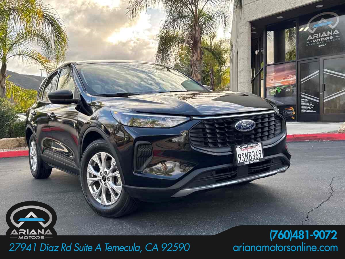 2025 Ford Escape Active's photo