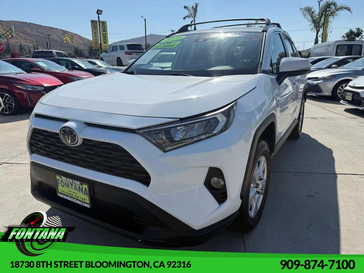 2019 Toyota RAV4 XLE's photo