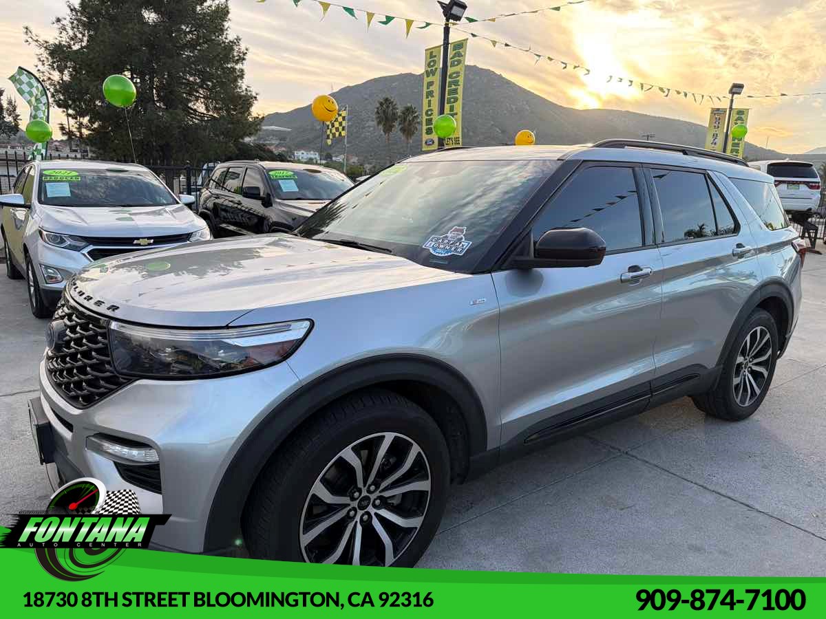 2022 Ford Explorer ST-LINE's photo