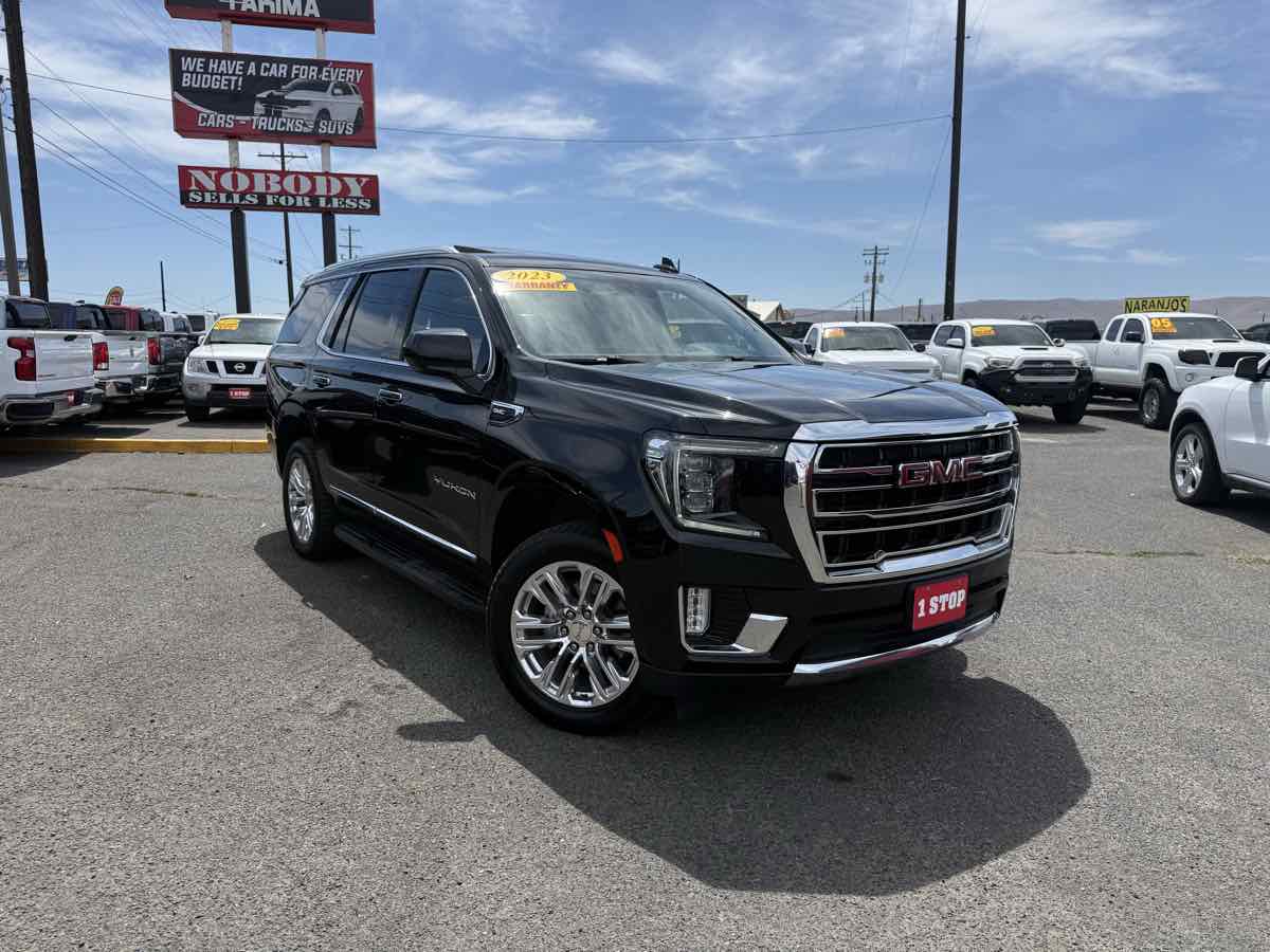 2023 GMC Yukon SLT's photo